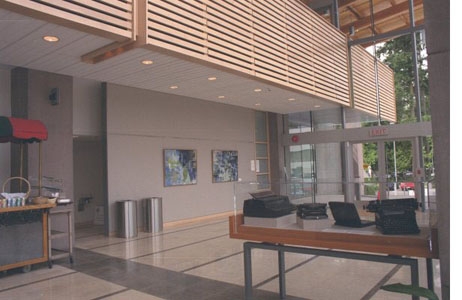 lobby10.jpg