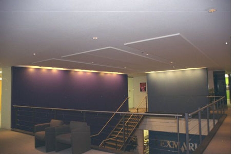 lobby11.jpg