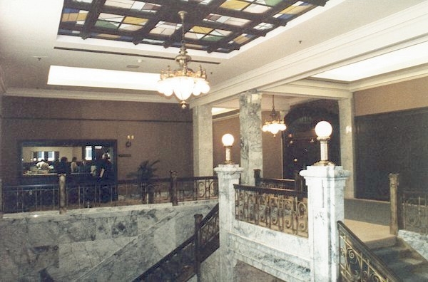 lobby13.jpg