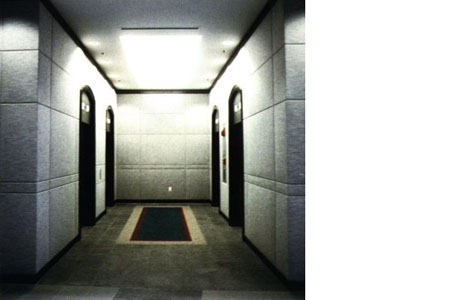 lobby16.jpg